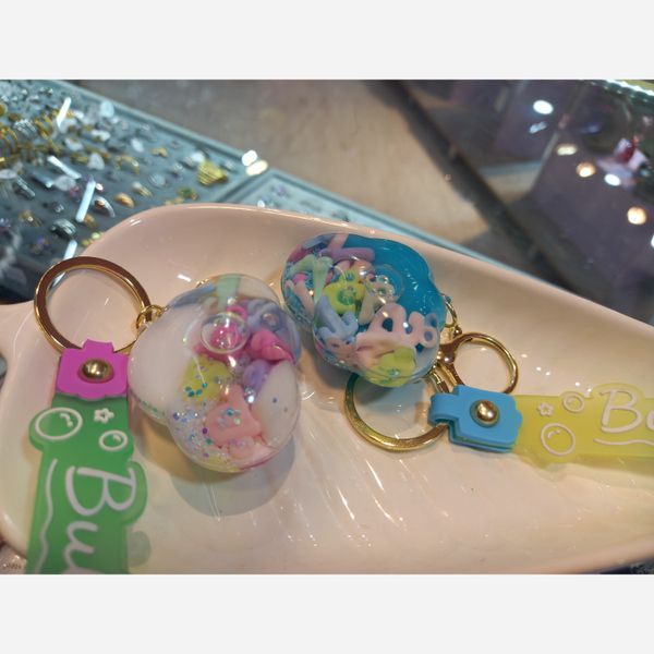 جاکلیدی اکواریومی ابر و حروف