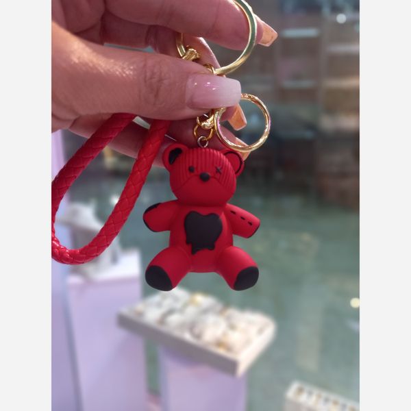 جاکلیدی خرس قرمز