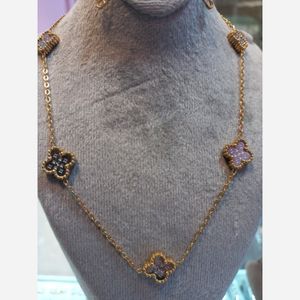 فروش اینترنتی گردنبند های ونکلیف