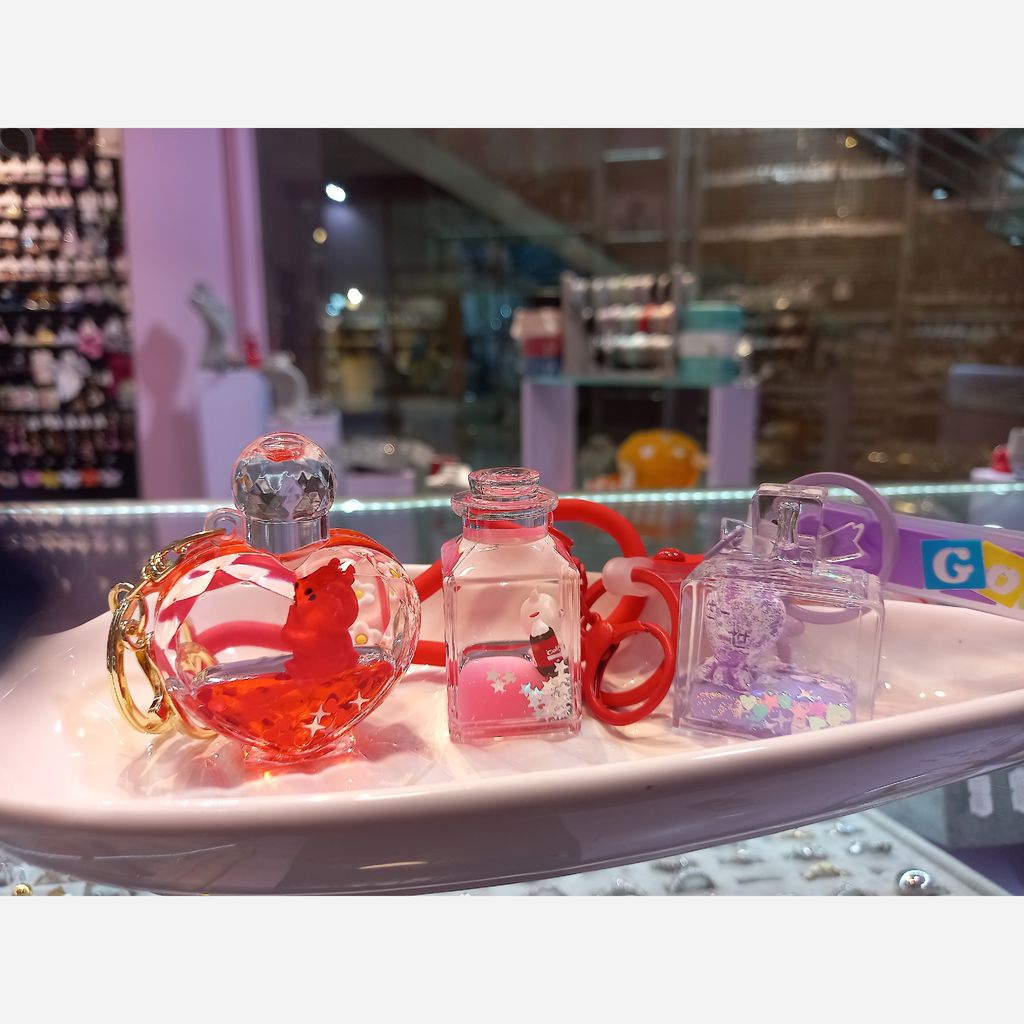 خرید آنلاین جاکلیدیهای آکواریومی 