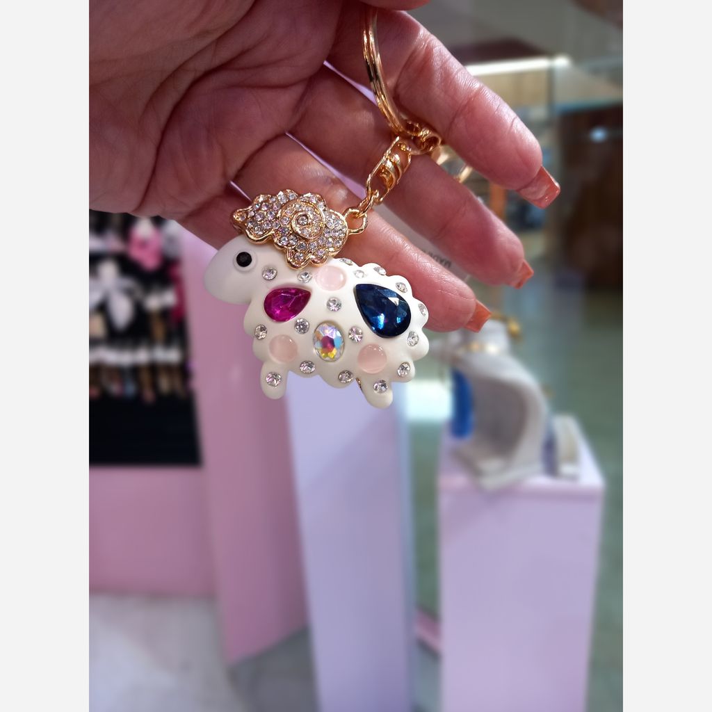 قیمت ارزان جاکلیدی نگین دار طرح بره