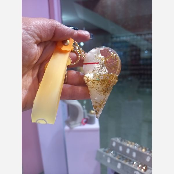 جاکلیدی آکواریومی طرح بستنی قیفی