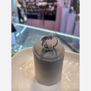 قیمت ارزان انگشتر گره ایی نگین دار