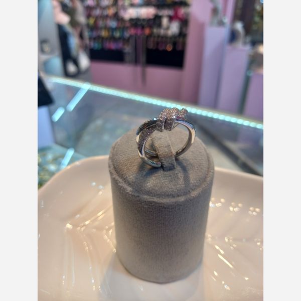 انگشتر گره ایی نگین دار