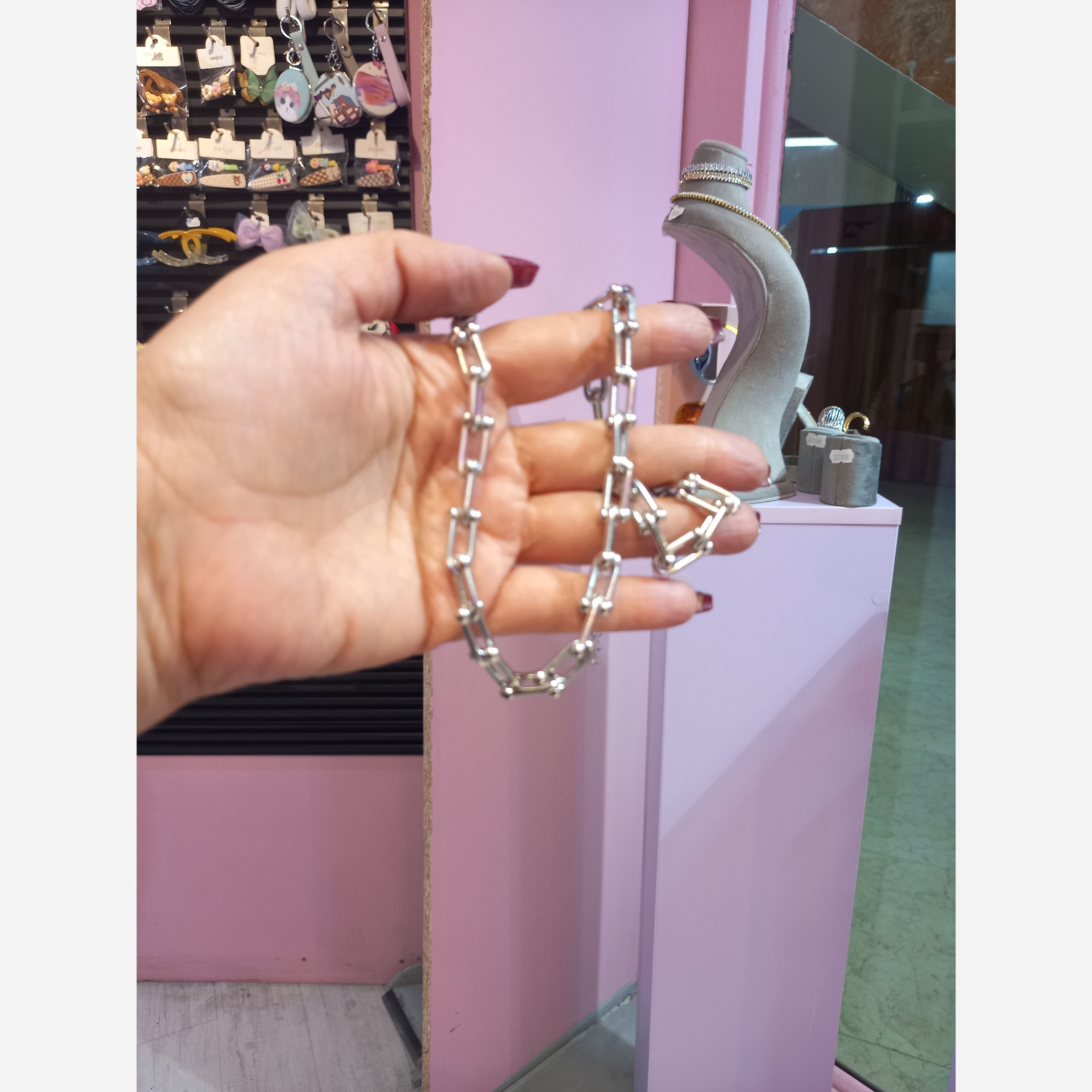 مشخصات گردنبند برند تیفانی