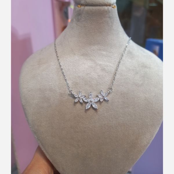 گردنبند ستاره ایی