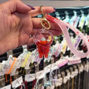 فروش اینترنتی جاکلیدی اکواریومی طرح آدم فضایی 