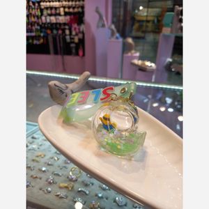 جاکلیدی اکواریومی ماه و فضانورد