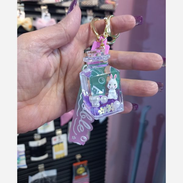 جاکلیدی اکواریومی بطری و خرگوش