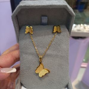 نیم ست پروانه