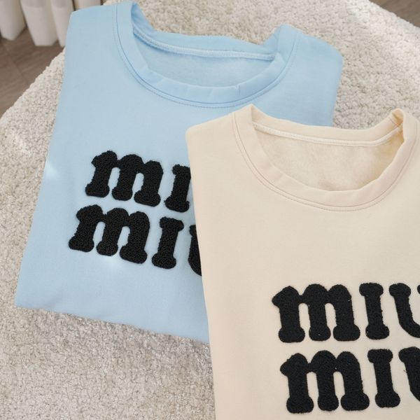 دورس داخل کرک miu miu پاد