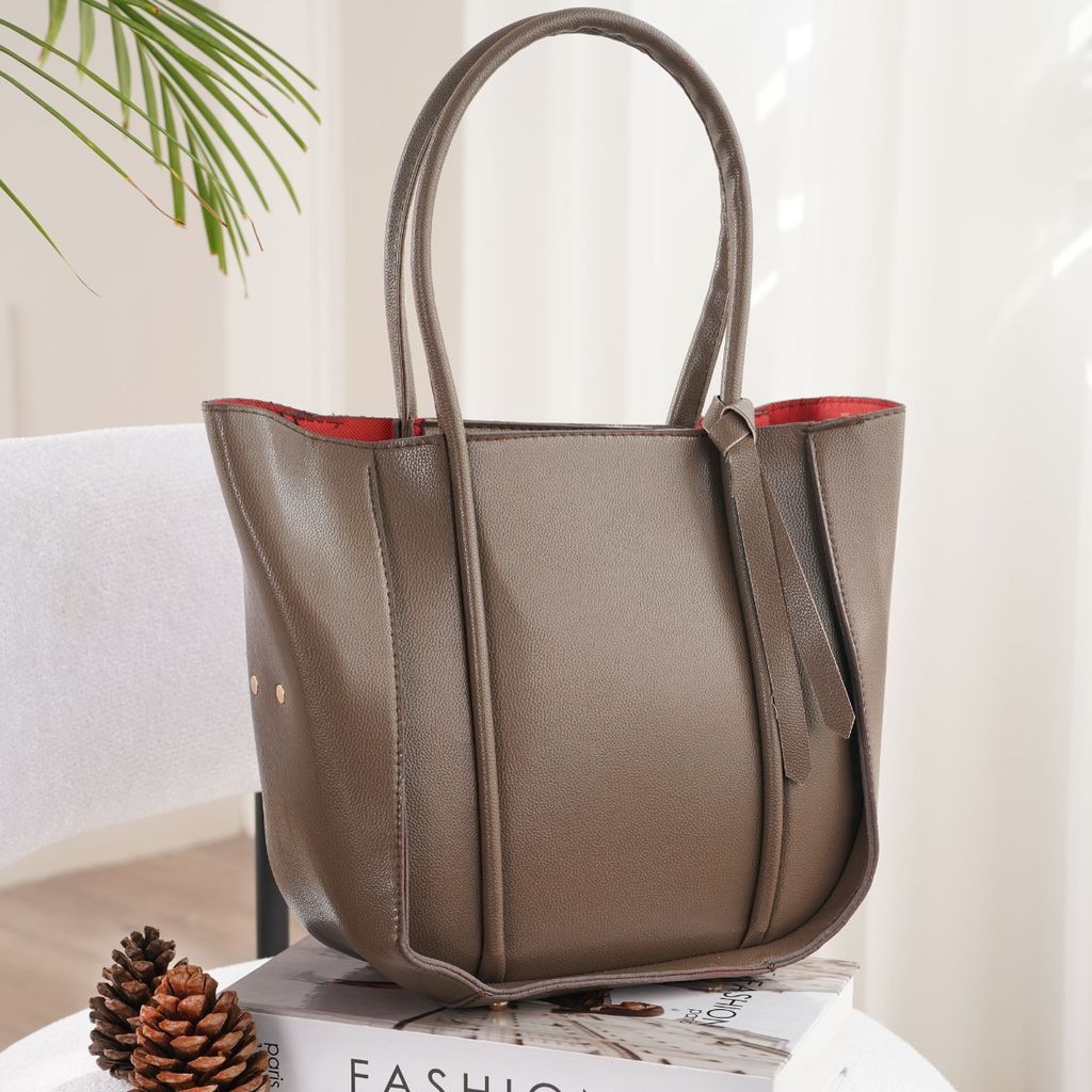 مشخصات کیف دوشی دلوان