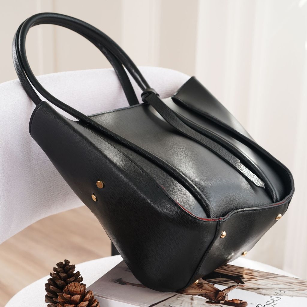 خرید انلاین کیف دوشی دلوان