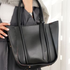 قیمت ارزان کیف دوشی دلوان