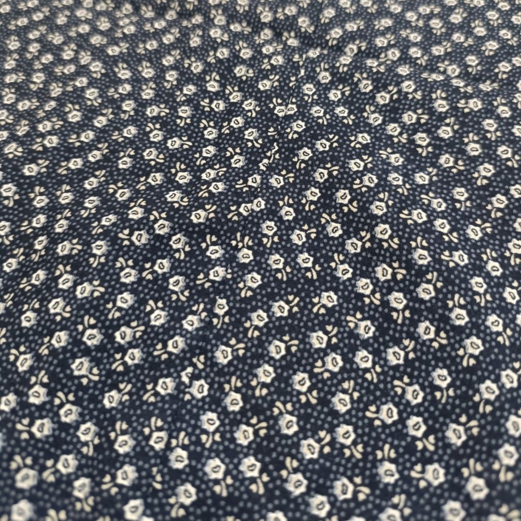 خرید اینترنتی چادر دوخته شده زنانه