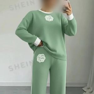 خرید آنلاین ست بلوز و شلوار طرح گل کد 50305