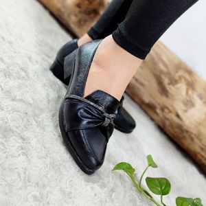 کفش زنانه طبی سایز 36 تا 43کیفیت عالی پاخور عالی