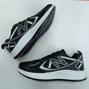 قیمت کتونی مردانه نیوبالانس بزرگ پا کیفیت بالا