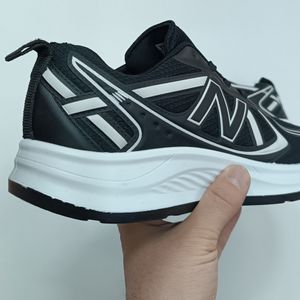 فروش اینترنتی کتونی مردانه نیوبالانس بزرگ پا کیفیت بالا