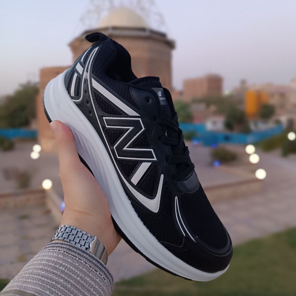 خرید اینترنتی کتونی مردانه نیوبالانس بزرگ پا کیفیت بالا