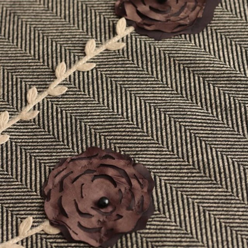 قیمت پارچه فوتر گل برجسته