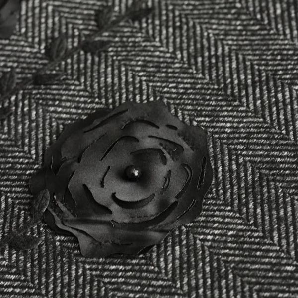 پارچه فوتر گل برجسته