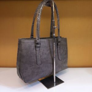 خرید آنلاین کیف خاکستری سه زیپ