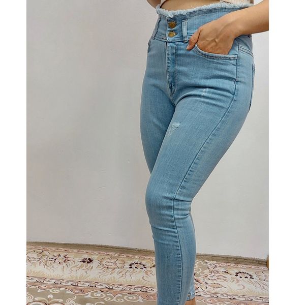 شلوار لی زنانه