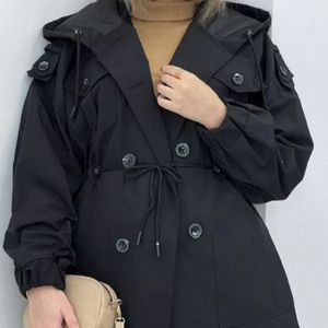 مشخصات بارونی زنانه کلاهدار طرح آیسودا