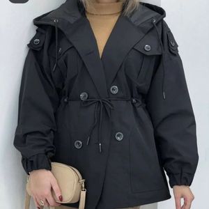 فروش اینترنتی بارونی زنانه کلاهدار طرح آیسودا