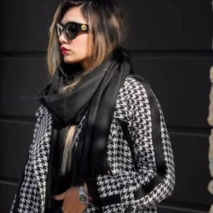 خرید اینترنتی پالتو زنانه طرح هلن