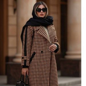 مشخصات پالتو زنانه طرح هلن