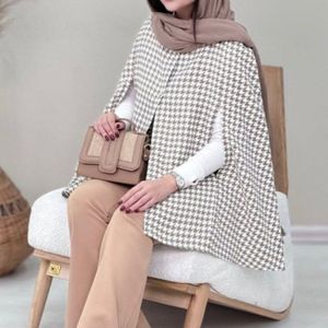 خرید انلاین شنل زیبای پیجازی