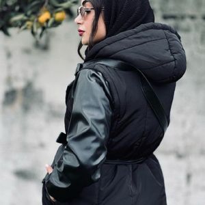 کاپشن آستین چرم