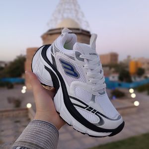 کتونی مردانه بالنسیاگا 10 ایکس ال سفید کیفیت بالا