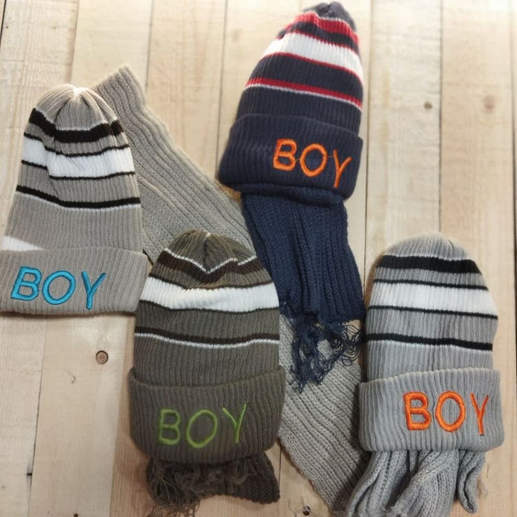 فروش اینترنتی کلاه و شالگردن پسرانه kl383