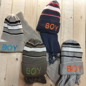 کلاه و شالگردن پسرانه kl383