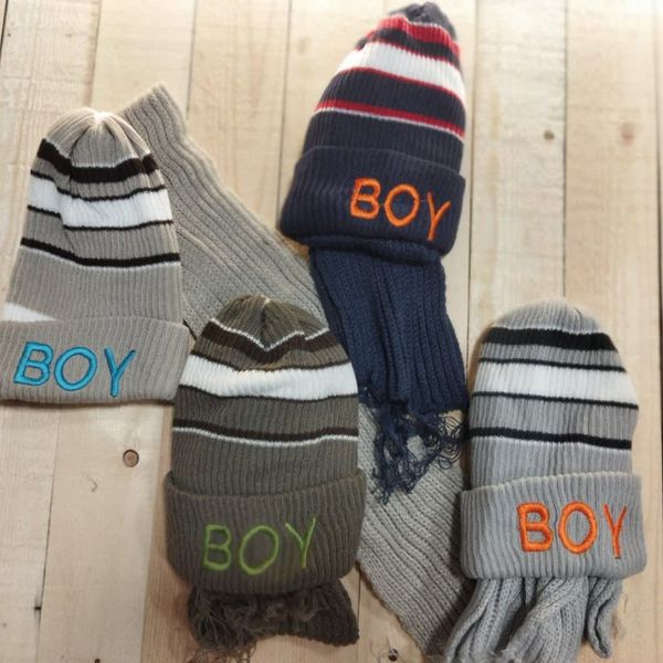 کلاه و شالگردن پسرانه kl383