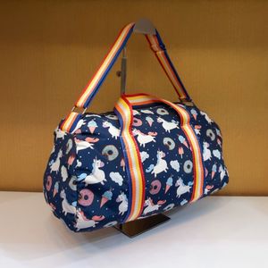 خرید اینترنتی کیف اسپرت مدل تک شاخ