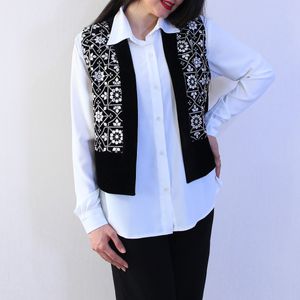 مشخصات جلیقه سوزن دوزی نورا