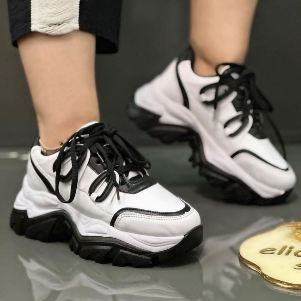 قیمت ارزان کفش اسپرت زنانه سفید مدل گوشواره ای
