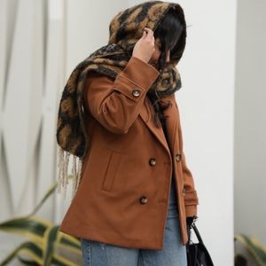 مشخصات پالتو فوتر شتری