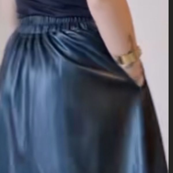 دامن چرم کلوش زنانه