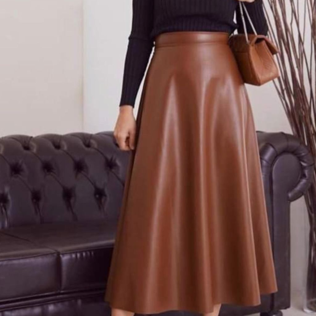 فروش اینترنتی دامن چرم کلوش زنانه