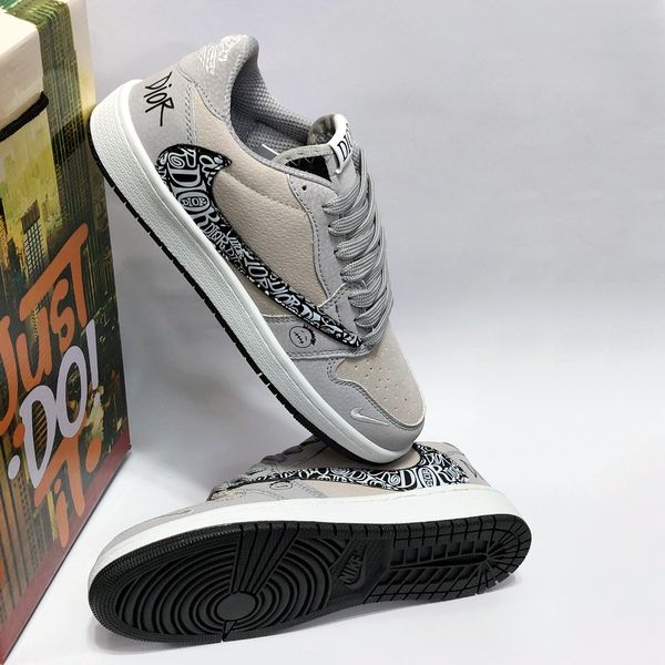 نایک ترویس طرح دیور Dior ‌Travis