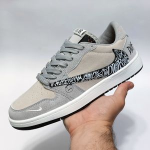 مشخصات نایک ترویس طرح دیور Dior ‌Travis