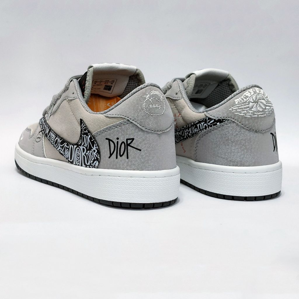 فروش اینترنتی نایک ترویس طرح دیور Dior ‌Travis