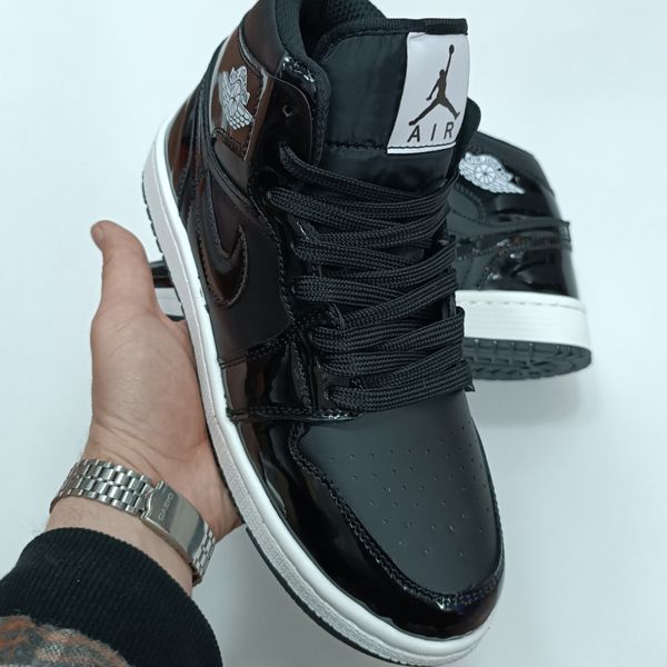 کتونی مردانه جردن وان ورنی ساقدار مشکی کیفیت بالا