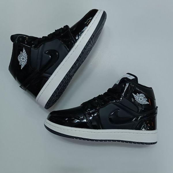 کتونی مردانه جردن وان ورنی ساقدار مشکی کیفیت بالا