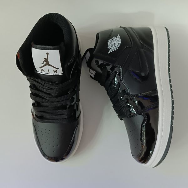 کتونی مردانه جردن وان ورنی ساقدار مشکی کیفیت بالا